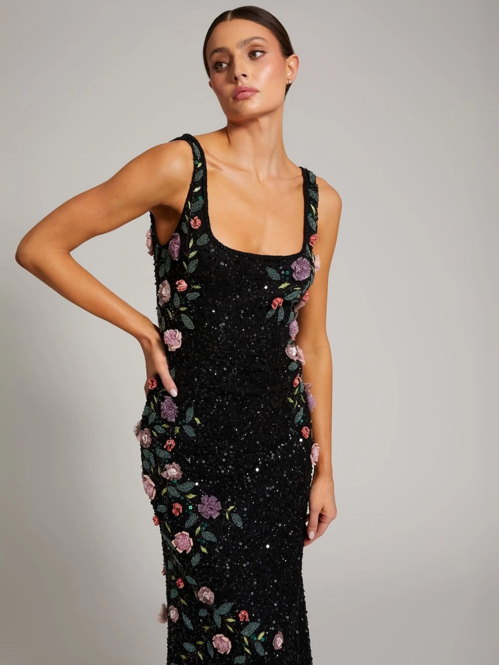 Mac Duggal Black Floral Beaded Mesh Scoop Neck Sleeveless Gown Size 6 NWT Black - Picture 4 of 8